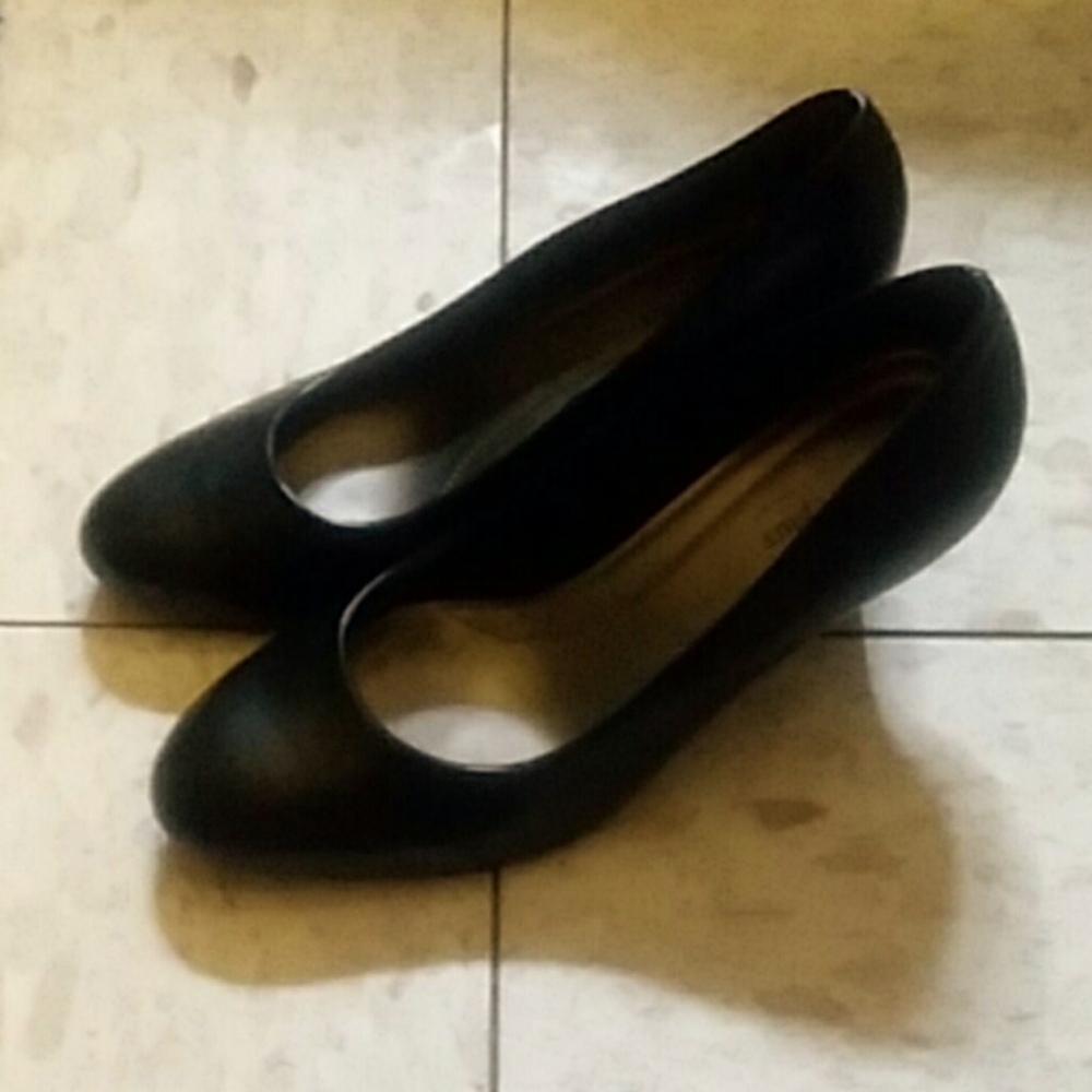 Cute Black Kitten Heels